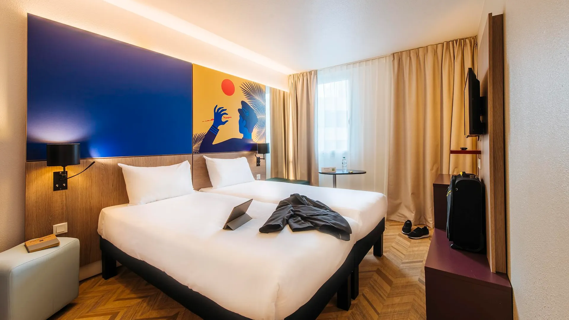 Отель Ibis Styles Nice Aeroport Arenas